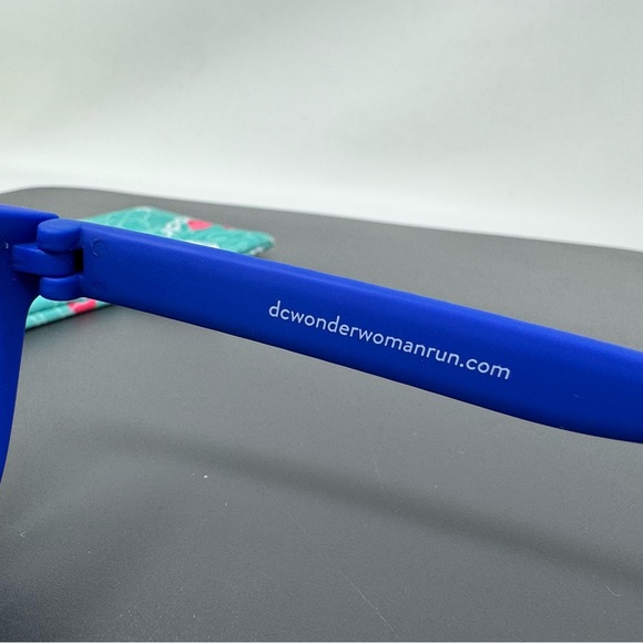 Goodr Marvel DC LTd. Ed. Wonder Woman Sunglasses Wonder Woman Run Wonder woman - Picture 4 of 10